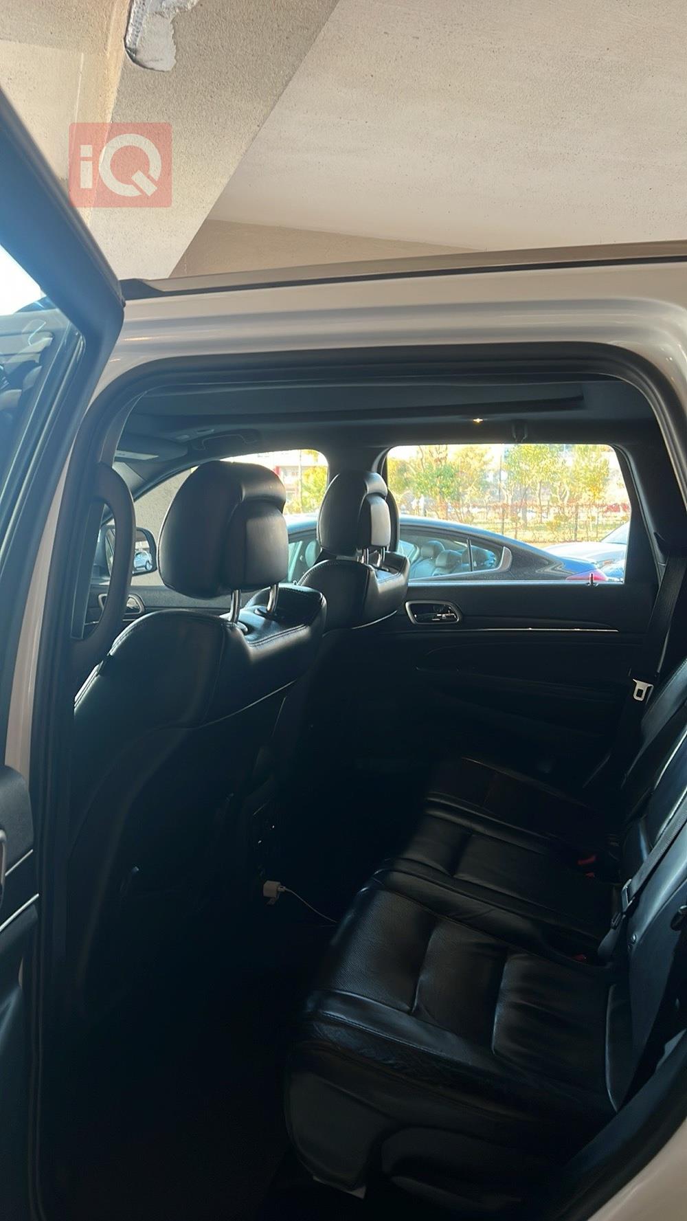 جيب جراند شيروكي